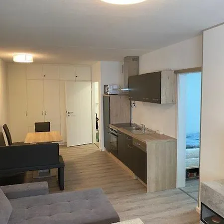 3 502 Διαμέρισμα Γκόσλαρ